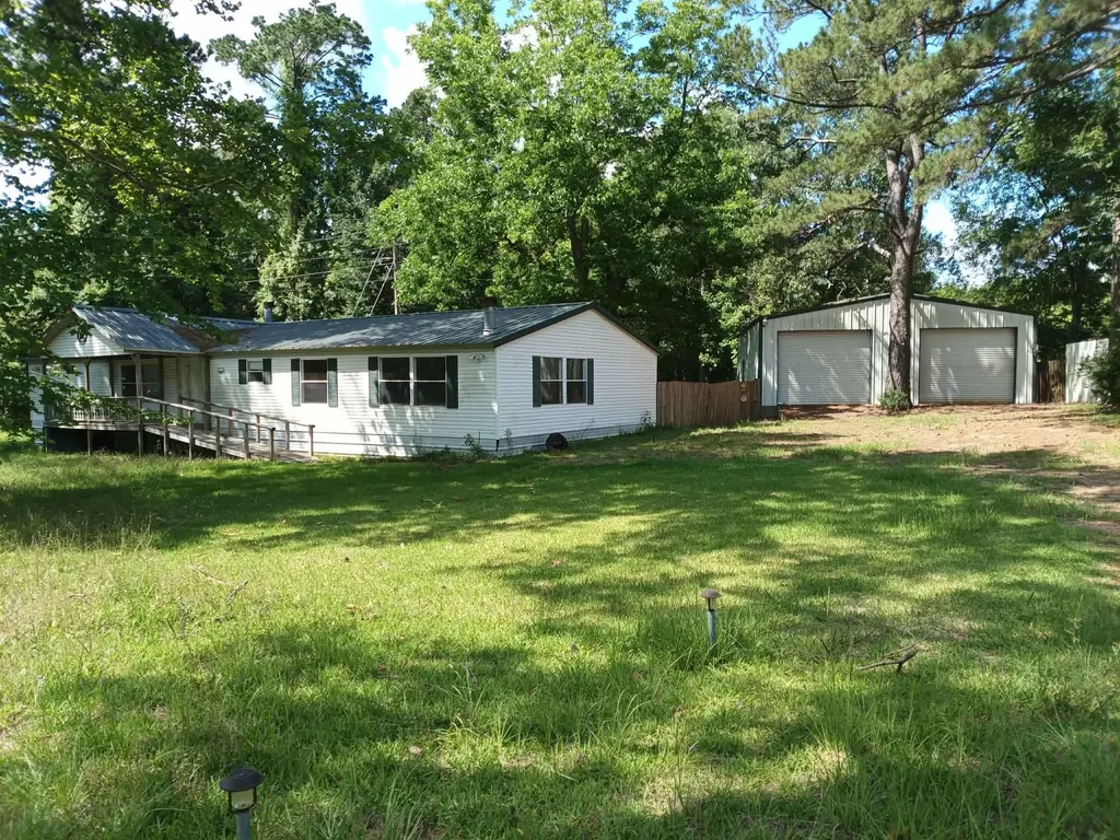 13283 Main Street Chester TX 75938