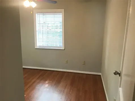 215 E 25th Street Houston TX 77008