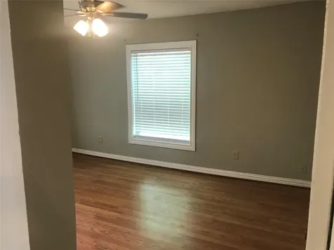 215 E 25th Street Houston TX 77008
