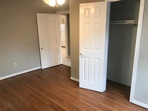 215 E 25th Street Houston TX 77008