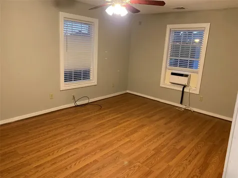 215 E 25th Street Houston TX 77008