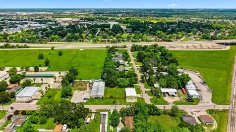 516 Cedar Bayou Road Baytown TX 77520