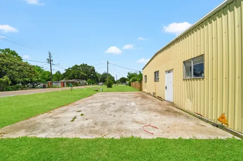 516 Cedar Bayou Road Baytown TX 77520