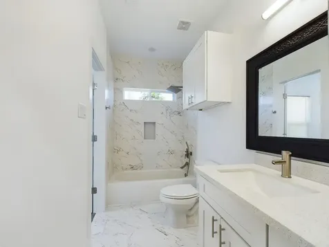 5206 Gold Street A Houston TX 77026