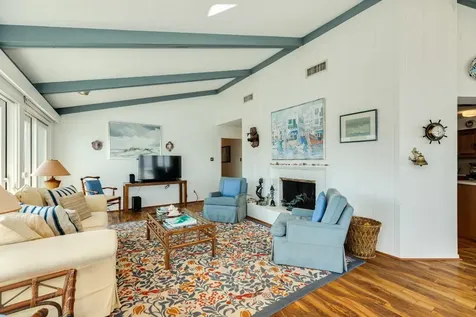 3910 & 3912 Bob Smith Road Jamaica Beach TX 77554