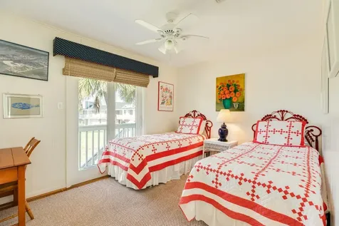 3910 & 3912 Bob Smith Road Jamaica Beach TX 77554