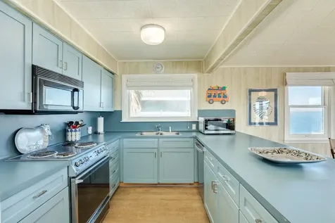 3910 & 3912 Bob Smith Road Jamaica Beach TX 77554