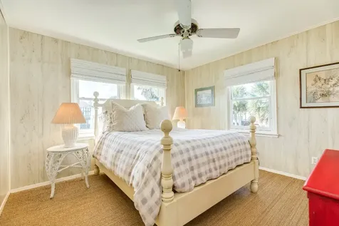 3910 & 3912 Bob Smith Road Jamaica Beach TX 77554