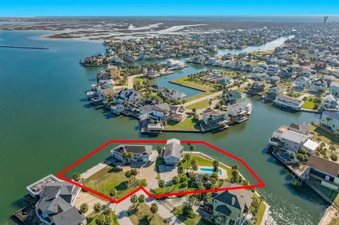3910 & 3912 Bob Smith Road Jamaica Beach TX 77554