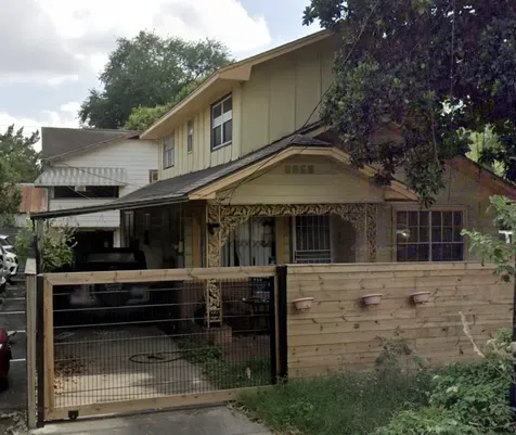 7626 Avenue H Houston TX 77012