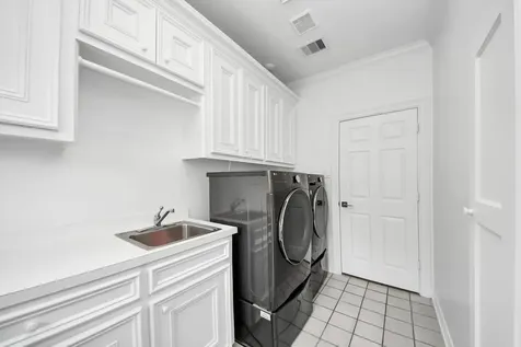 5042 Cedar Creek Drive Houston TX 77056