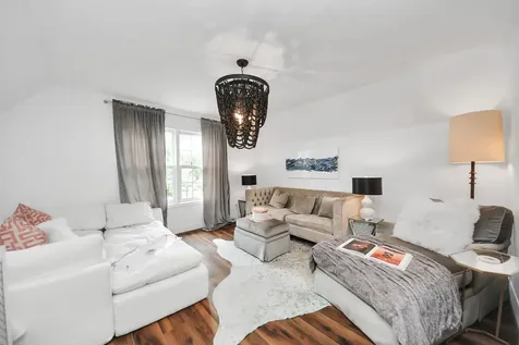 5042 Cedar Creek Drive Houston TX 77056
