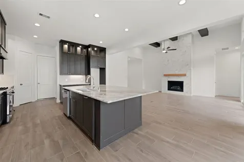 701 Cross Timbers Trace Waller TX 77447