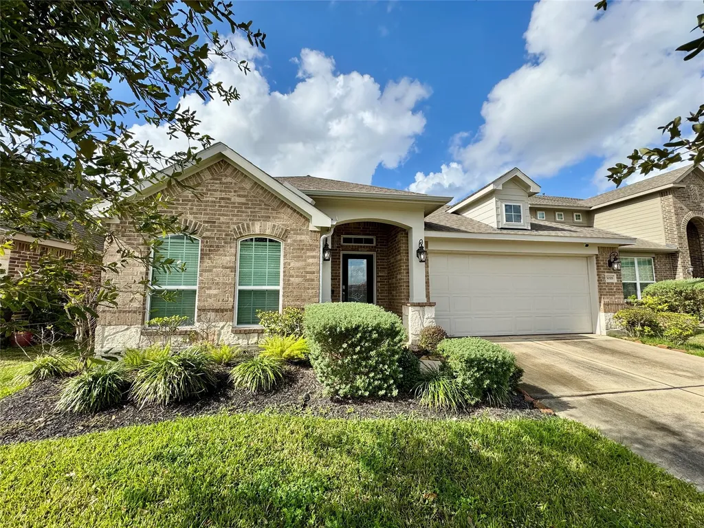 5018 Victory Shores Lane Rosharon TX 77583