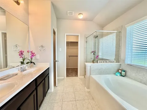 5018 Victory Shores Lane Rosharon TX 77583