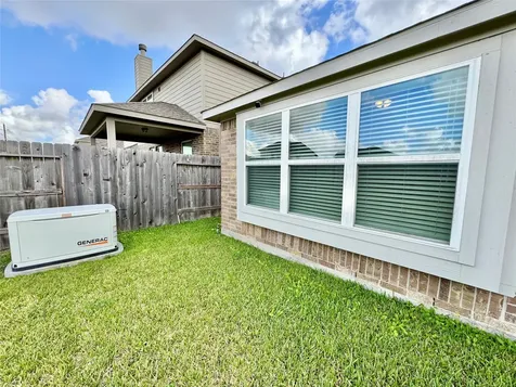 5018 Victory Shores Lane Rosharon TX 77583