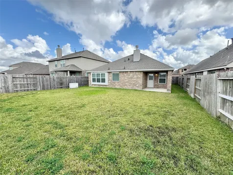 5018 Victory Shores Lane Rosharon TX 77583