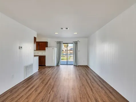 3813 Tradewinds Drive Galveston TX 77554