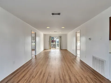 3813 Tradewinds Drive Galveston TX 77554