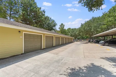 2400-211 Spring Rain Drive Klein TX 77379