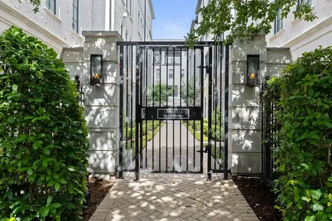 1270 Wood Hollow Drive Houston TX 77057