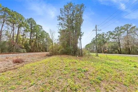 9192 State Highway 75 S New Waverly TX 77358