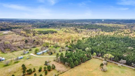 9192 State Highway 75 S New Waverly TX 77358