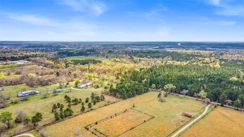 9192 State Highway 75 S New Waverly TX 77358