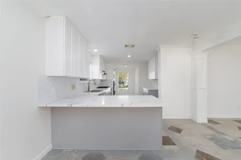 1114 Bayou Bend Drive Deer Park TX 77536