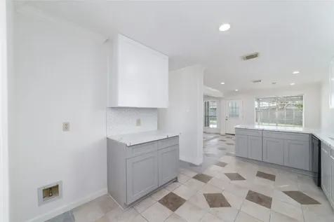 1114 Bayou Bend Drive Deer Park TX 77536