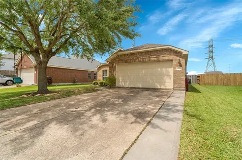 2205 Zavalla Drive Deer Park TX 77536