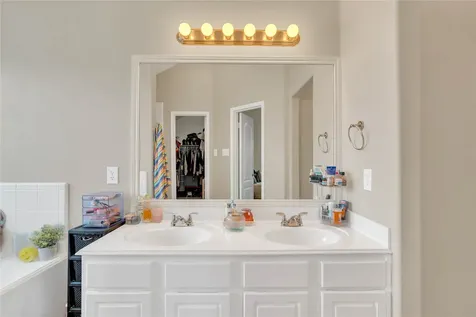 2205 Zavalla Drive Deer Park TX 77536
