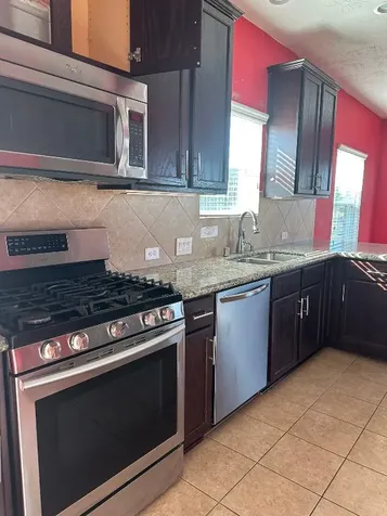 9914 Channel Set Way Rosharon TX 77583