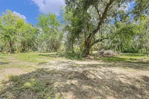 6306 County Road 244 Brazoria TX 77422