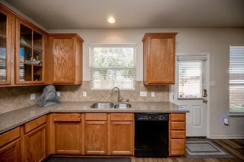 4609 Buescher Court Pearland TX 77584