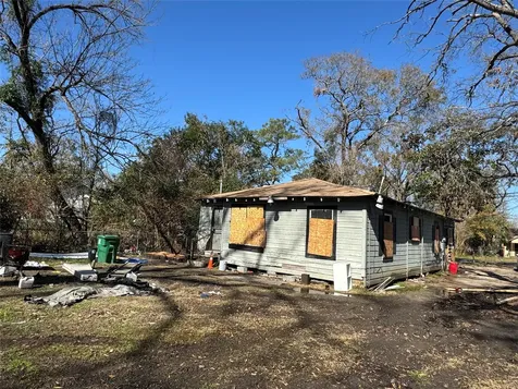 5020 Fitch Street Houston TX 77016