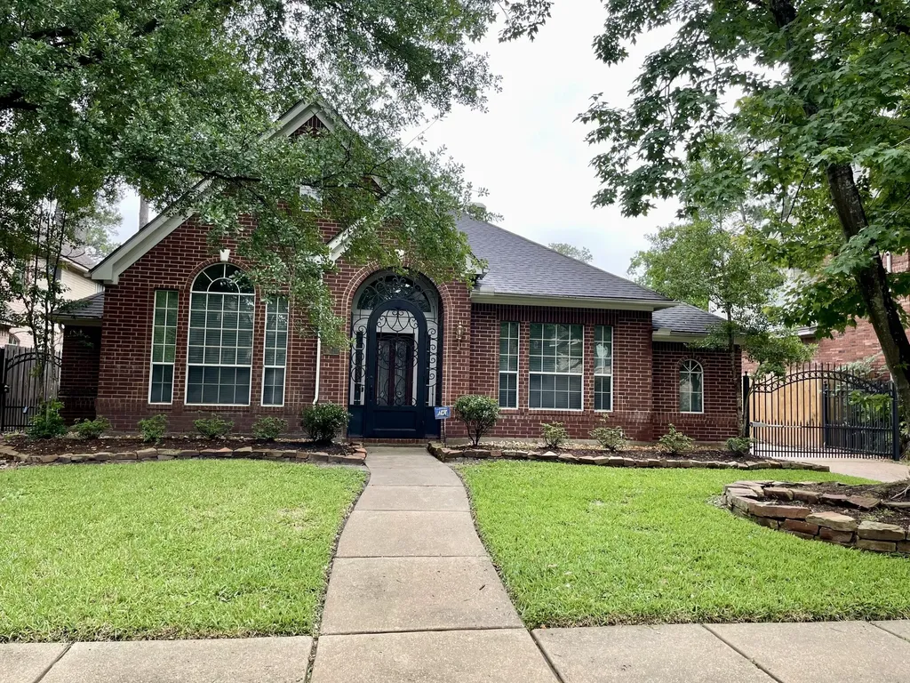9215 Symphonic Lane Houston TX 77040
