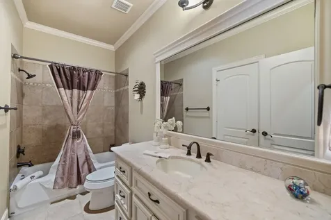 3303 N Cotswold Manor Drive Kingwood TX 77339