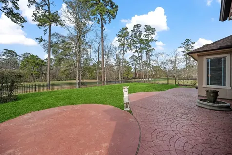 3303 N Cotswold Manor Drive Kingwood TX 77339