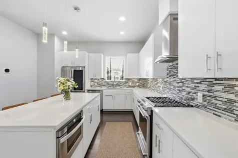 3303 Baron Street Houston TX 77020