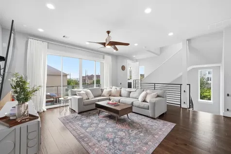 3303 Baron Street Houston TX 77020