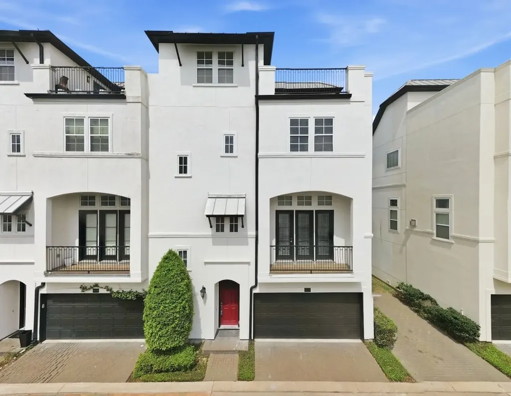 8926 Lakeshore Bend Drive Houston TX 77080