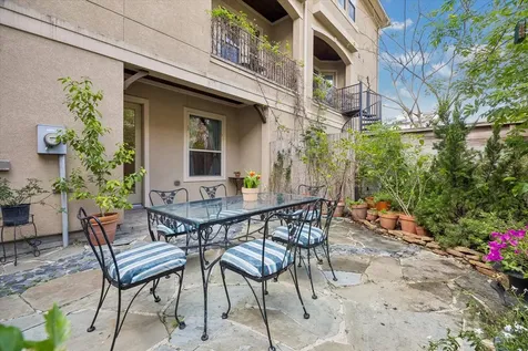 1518 W Clay Street Houston TX 77019