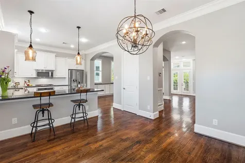 1736 Wrenwood Lakes Houston TX 77043