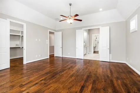 1736 Wrenwood Lakes Houston TX 77043