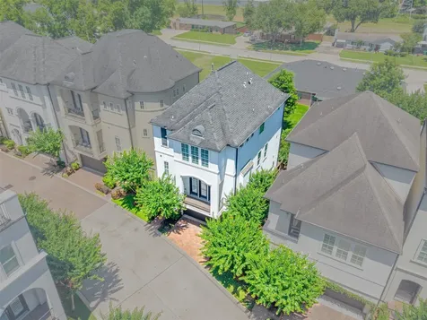 1736 Wrenwood Lakes Houston TX 77043