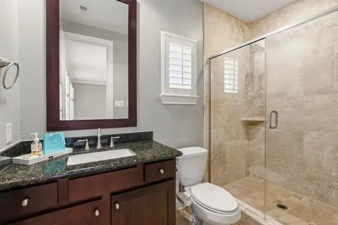 1736 Wrenwood Lakes Houston TX 77043