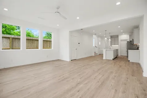 3032 Bremond Street Houston TX 77004