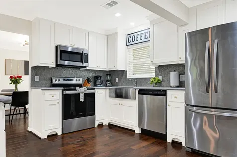 5534 Loch Lomond Drive Houston TX 77096