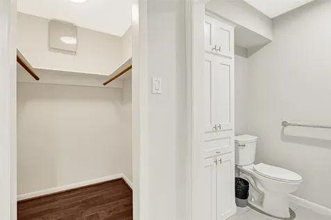 5534 Loch Lomond Drive Houston TX 77096
